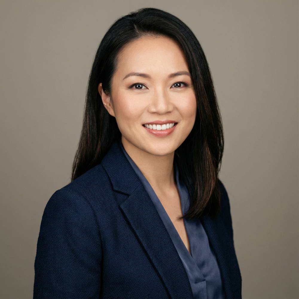 海角网制片人李婷